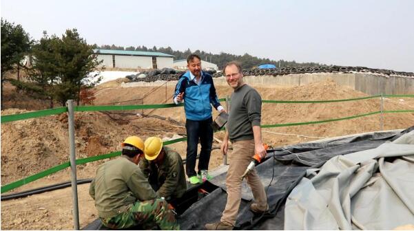 5dbdbbe2aab1b.jpg 4.jpg